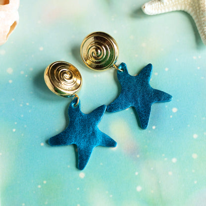 Boucles d'oreilles Odyssée - cuir bleu canard et attaches doré à l'or fin