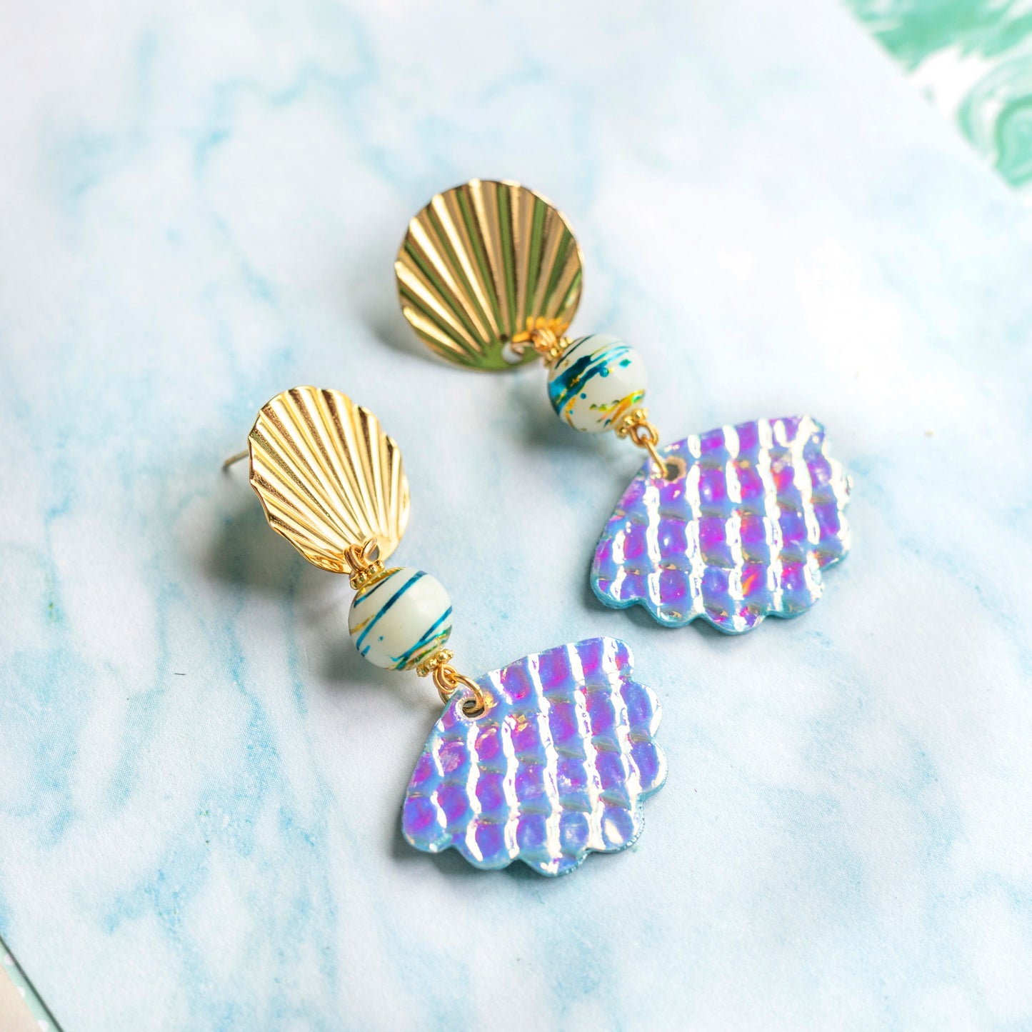Boucles d'oreilles Ecumes - cuir holographique blanc