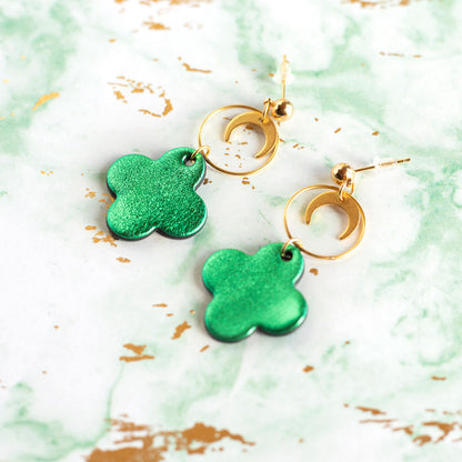 Boucles d'oreilles Romy cuir vert métallisé