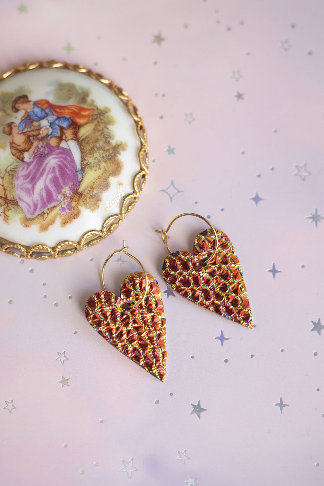 Boucles d'oreilles coeurs holographiques orangé