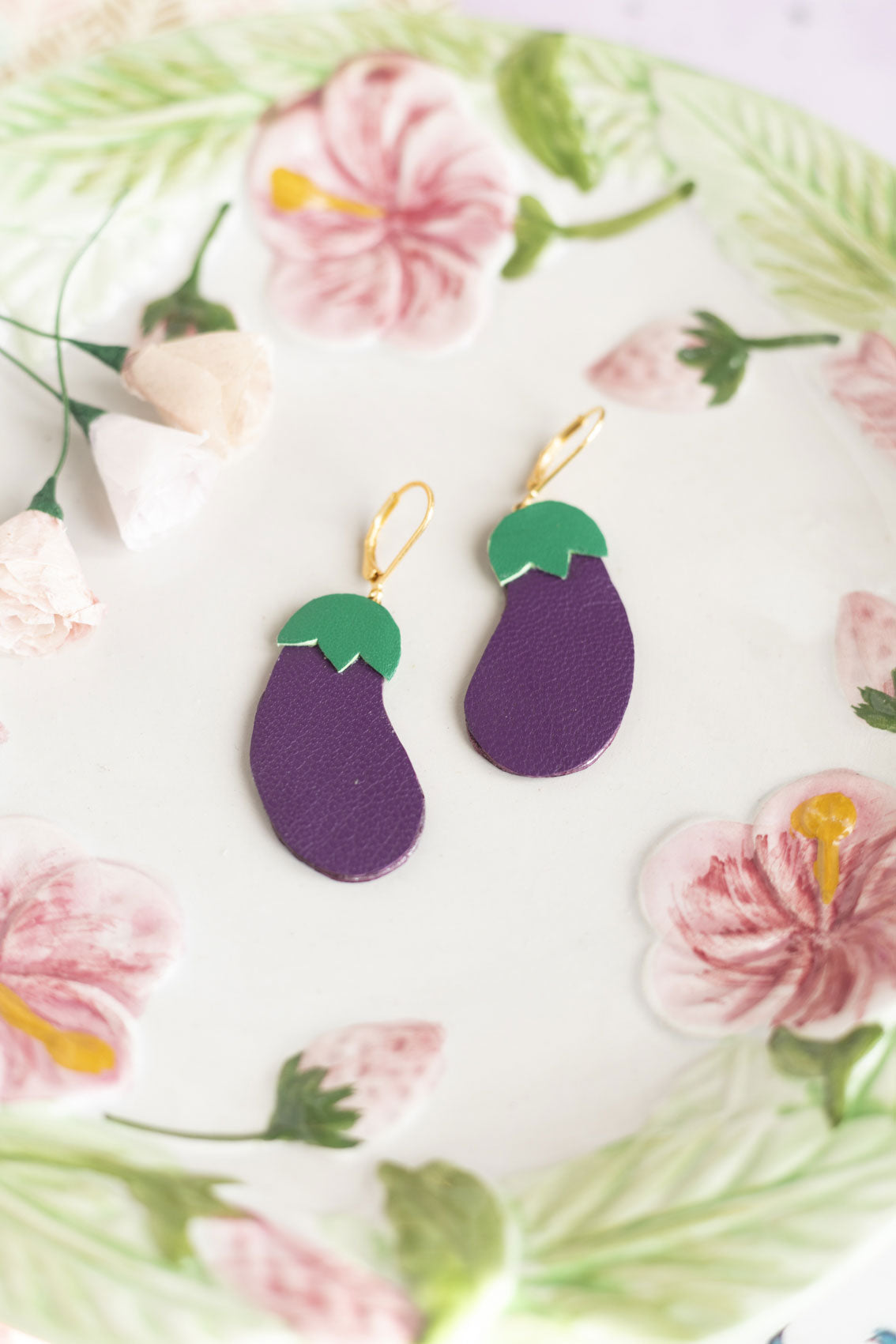 Boucles d'oreilles Aubergines cuir violet