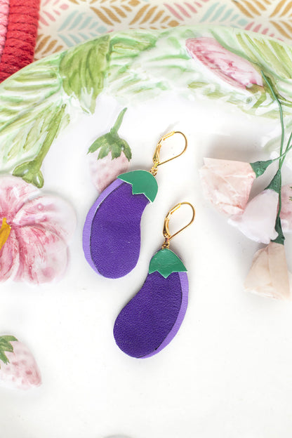 Boucles d'oreilles Aubergines cuir violet et mauve