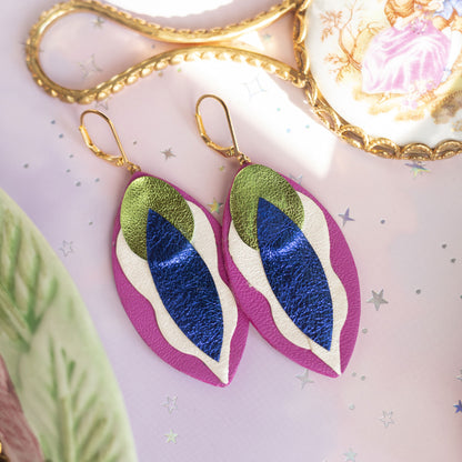 Boucles d'oreilles Vulves cuir bleu vert blanc fuchsia