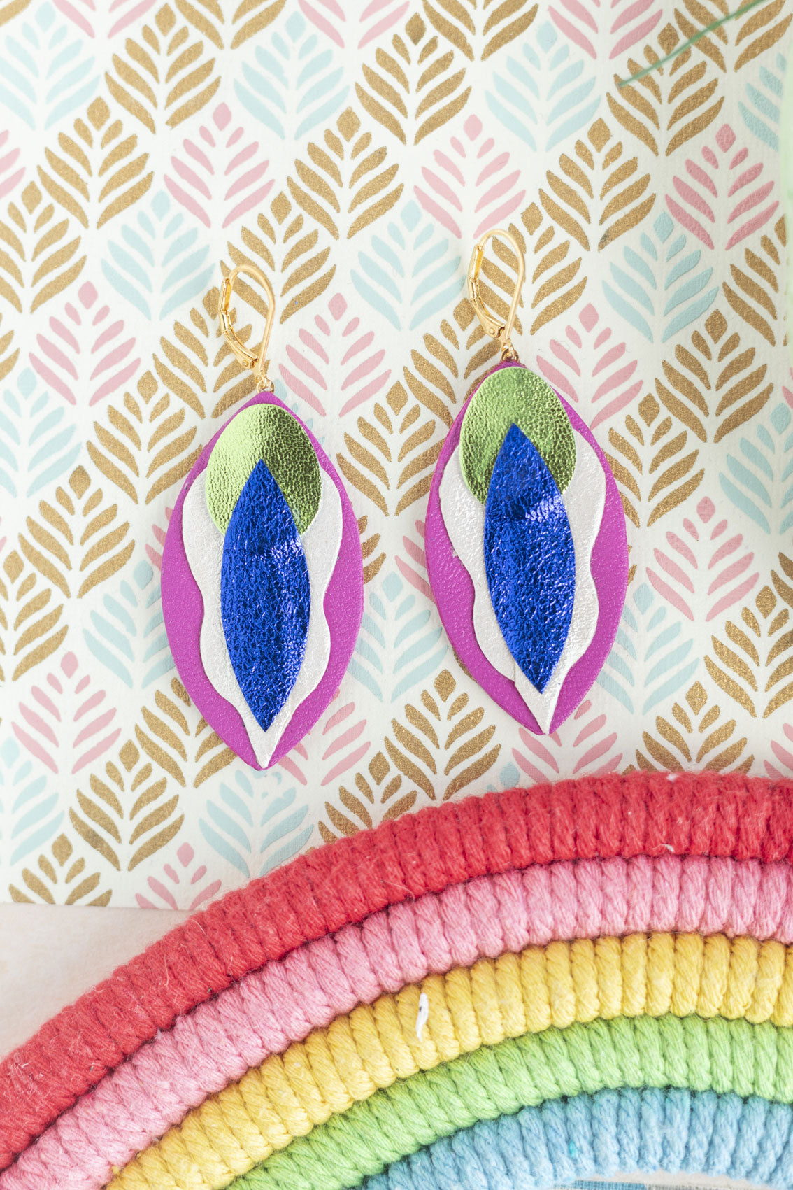 Boucles d'oreilles Vulves cuir bleu vert blanc fuchsia