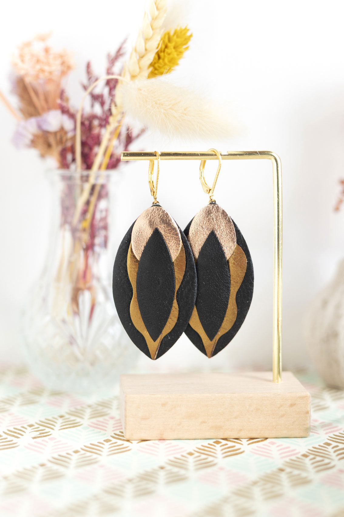 Boucles d'oreilles Vulves cuir noir bronze or rose