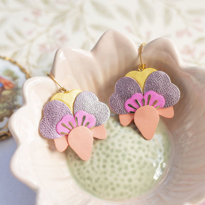 Boucles d'oreilles Orchidées - capucine, rose bonbon, jaune nacré