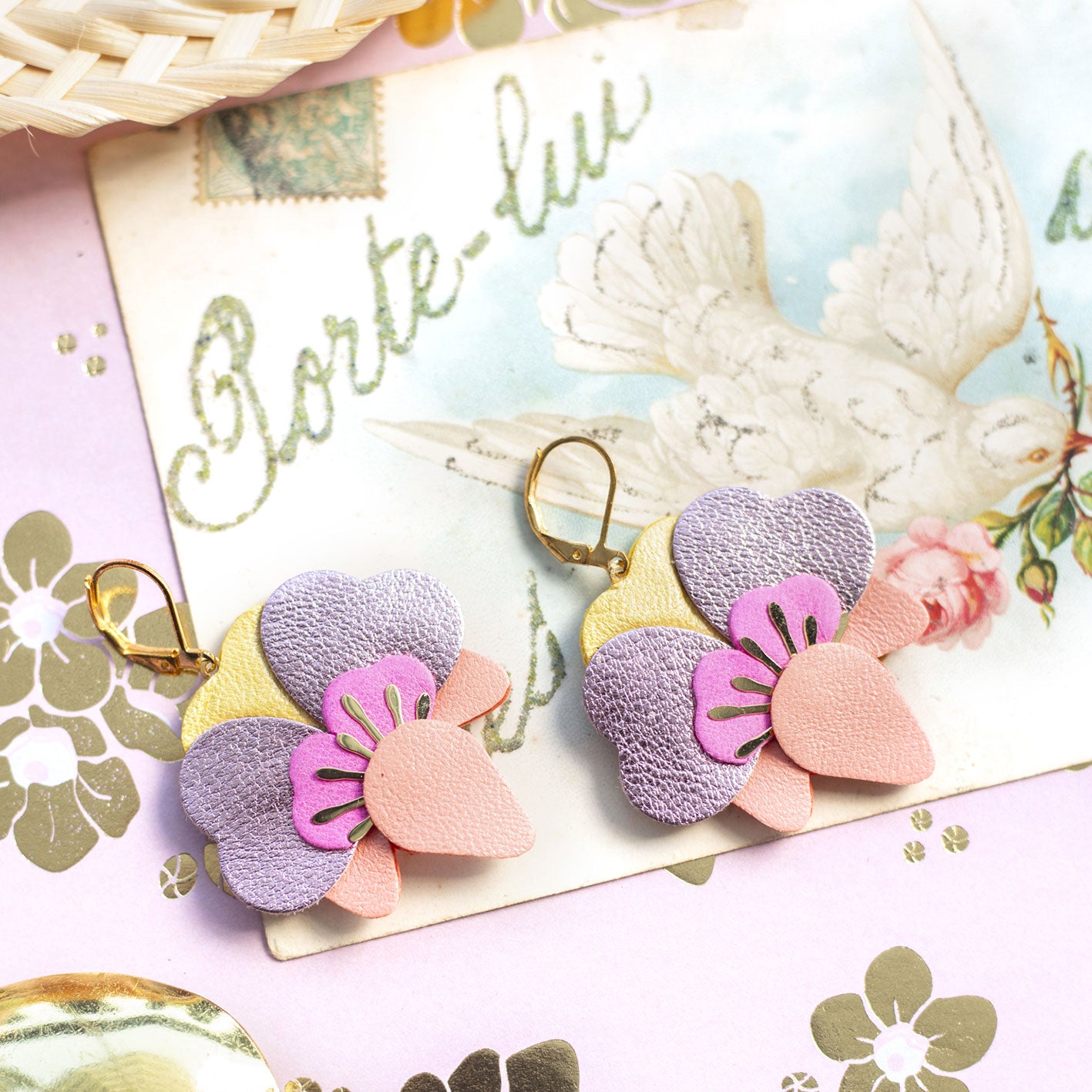 Boucles d'oreilles Orchidées - capucine, rose bonbon, jaune nacré