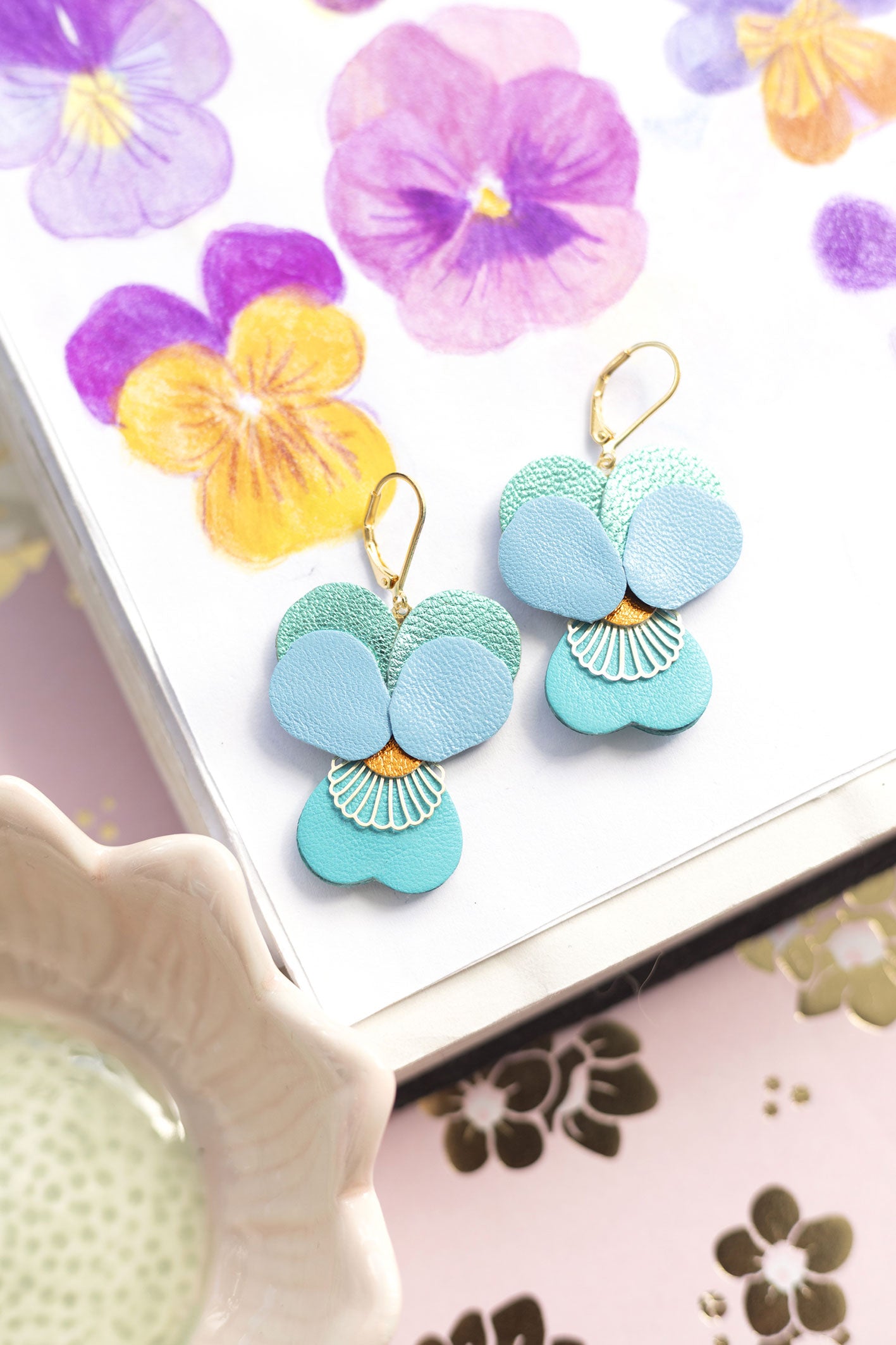 Pensées earrings - turquoise blue