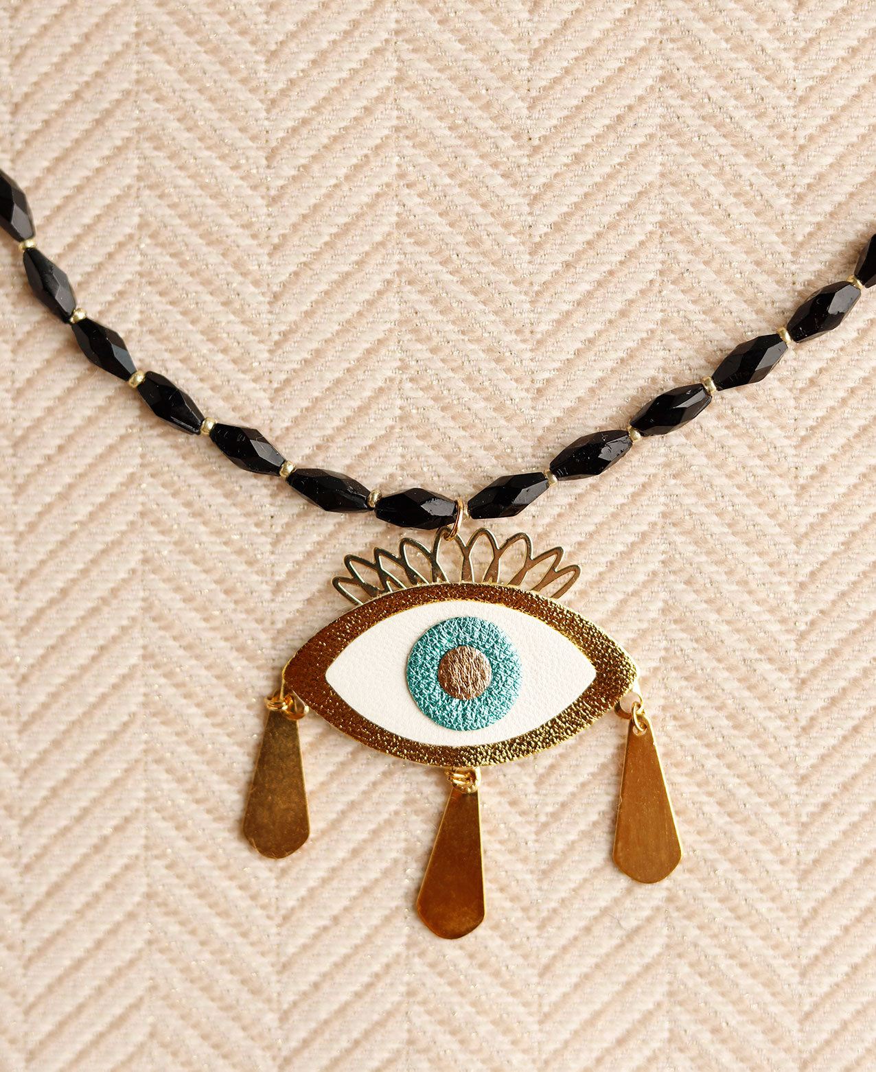 Collier Oeil d'Or Noir