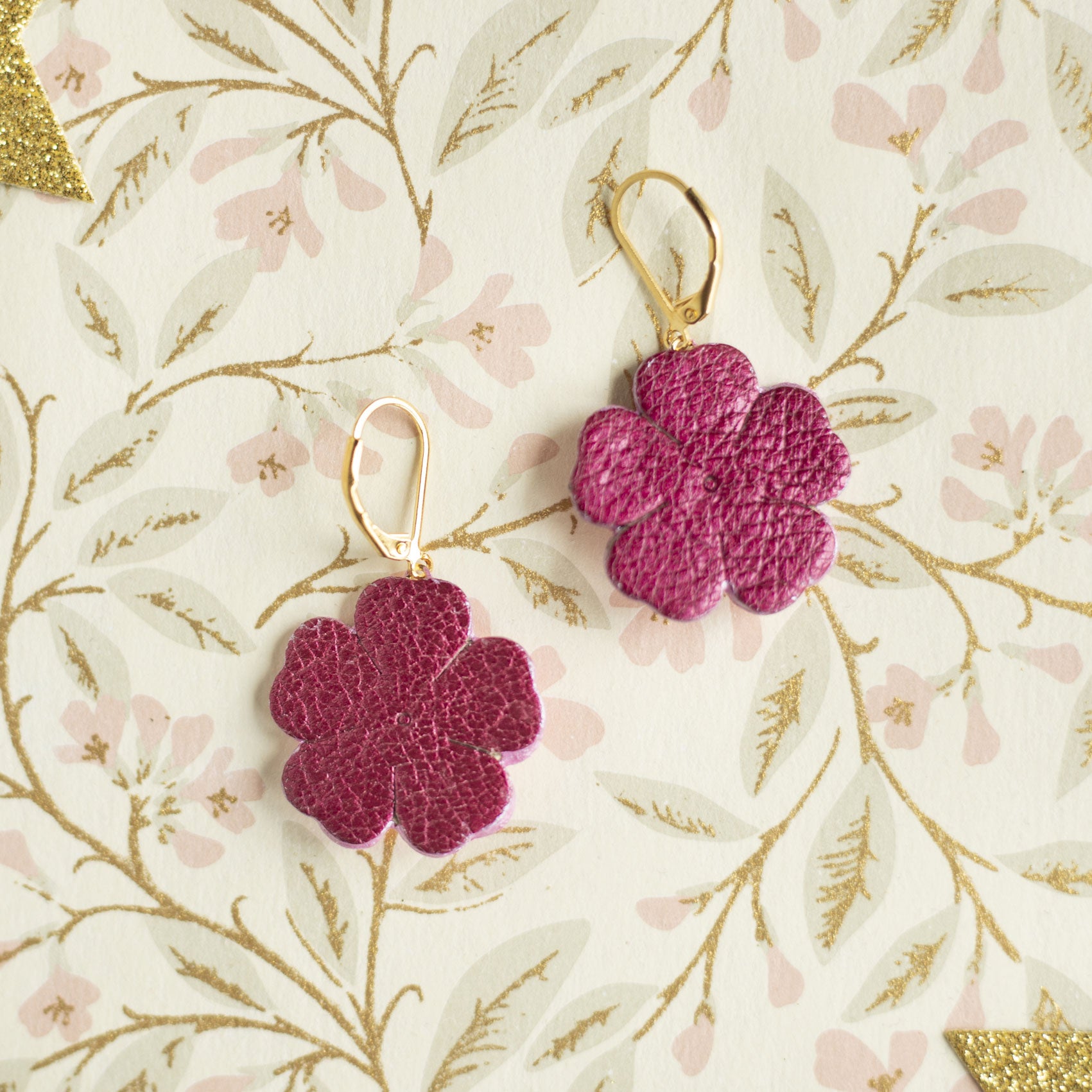 Boucles d'oreilles Margot - cuir recyclé rose métallisé - bijou baroque