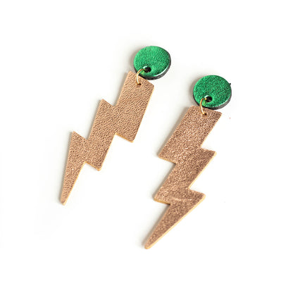 Boucles d'oreilles puces éclairs en cuir or rose et vert métallisé