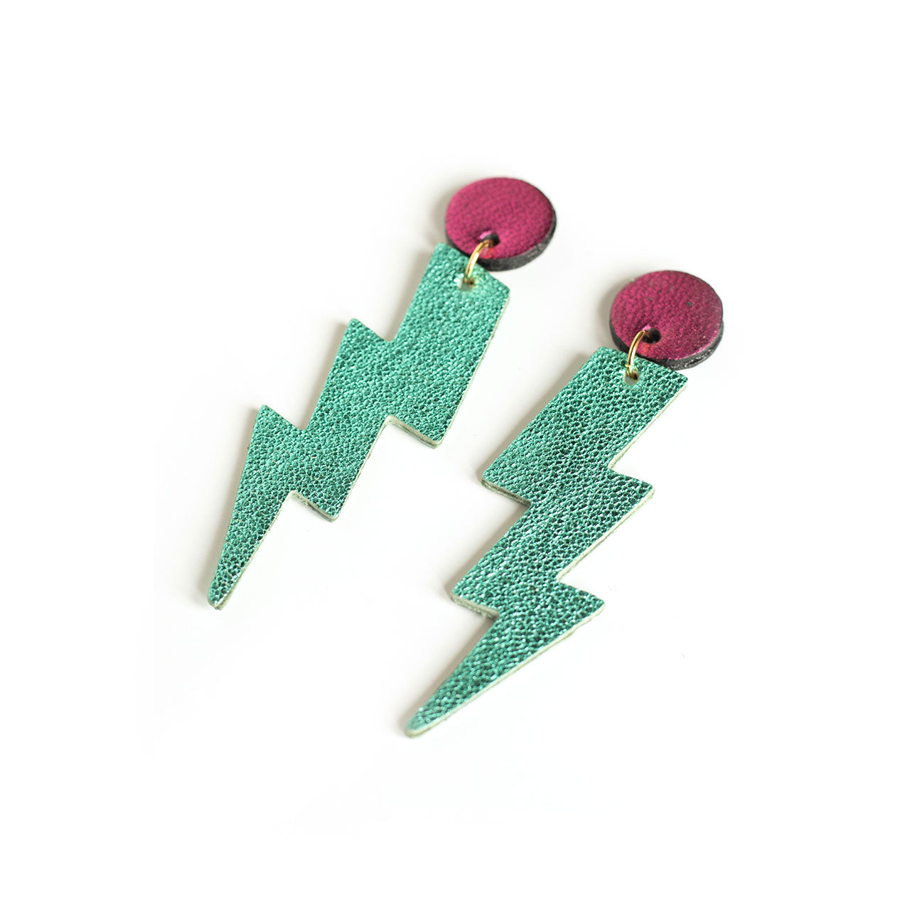 Boucles d'oreilles puces éclairs en cuir turquoise métallisé et framboise