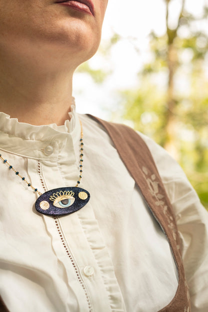 Collier L'Oeil qui voit la Lune