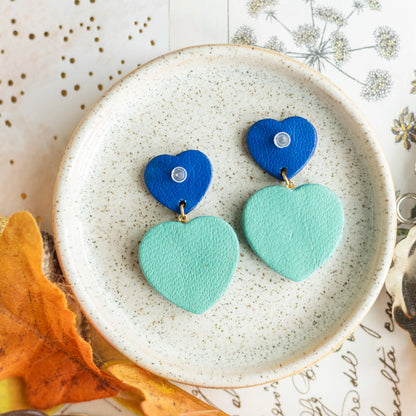 Boucles d'oreilles Coeurs Ex Voto cuirs métallisés bleu outremer et turquoise