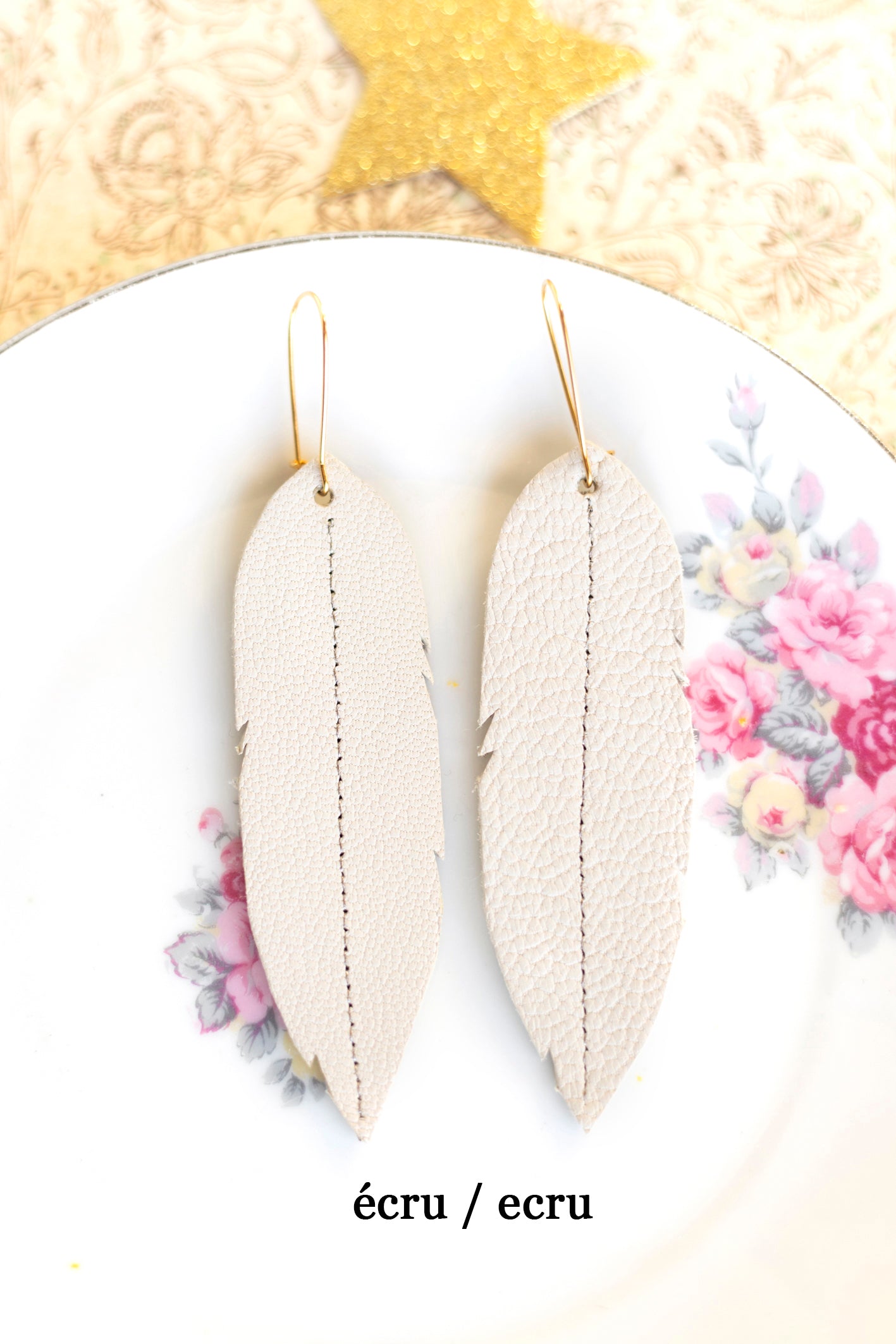 Longues boucles d'oreilles plumes en cuir : couleur au choix