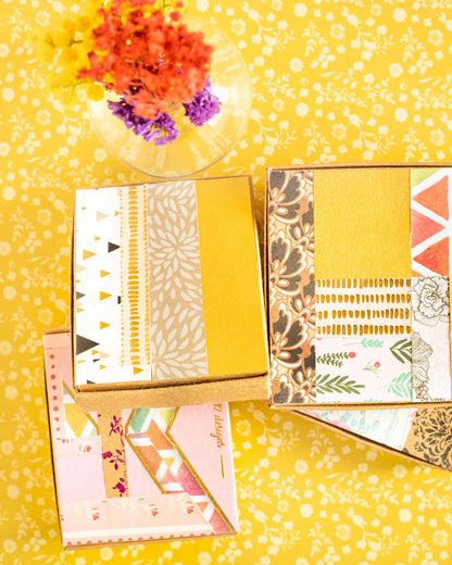 Boucles d'oreilles Coeurs - cuir vert opalin métallisé, paillettes roses