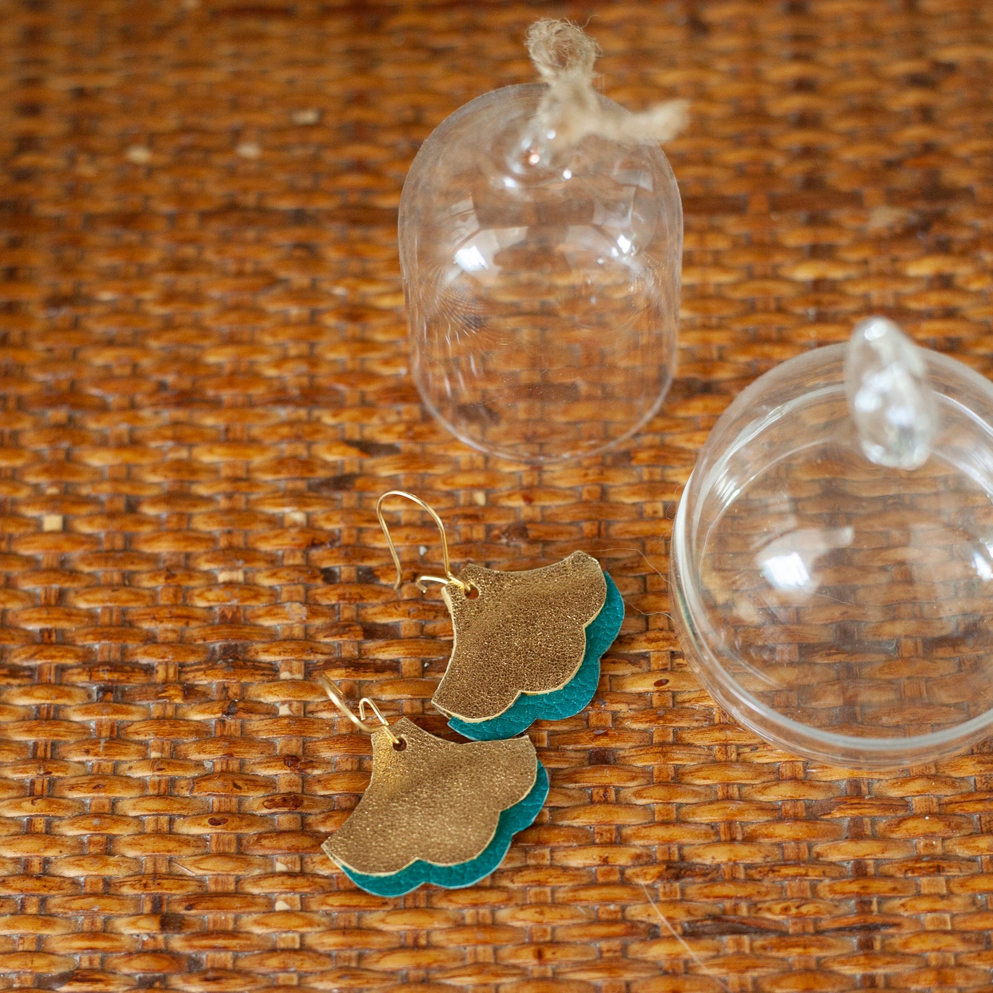 Ginkgo Biloba earrings in gold and duck blue leather