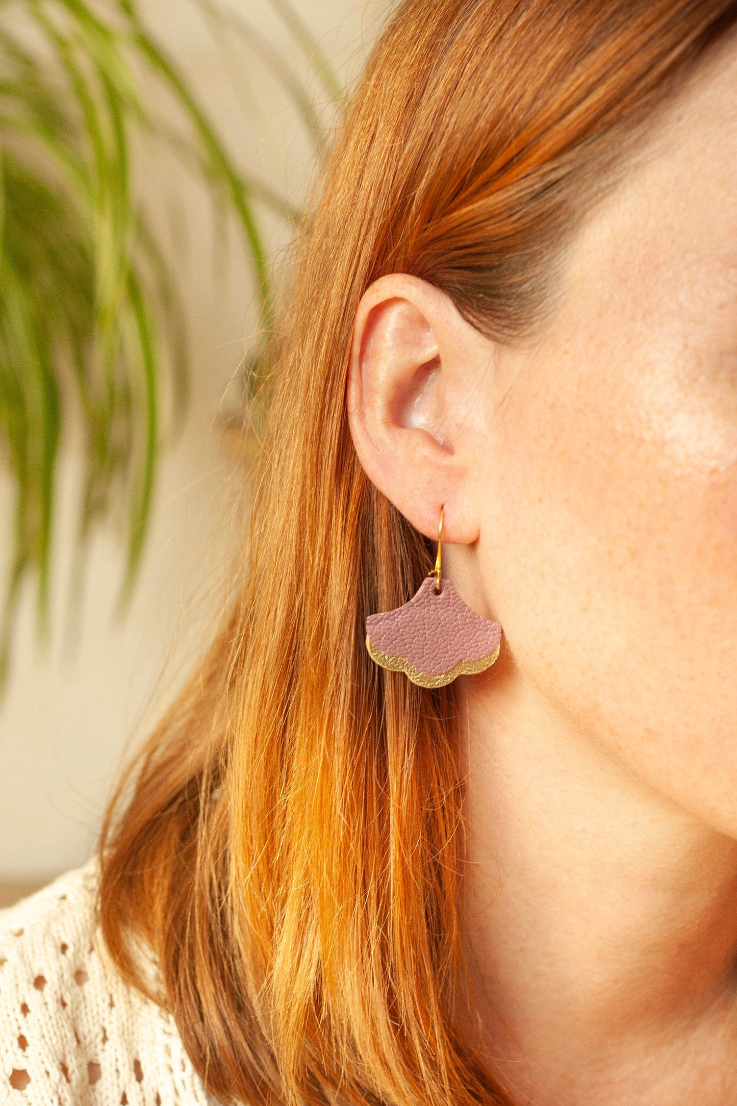 Ginkgo Biloba earrings in pink and gold leather