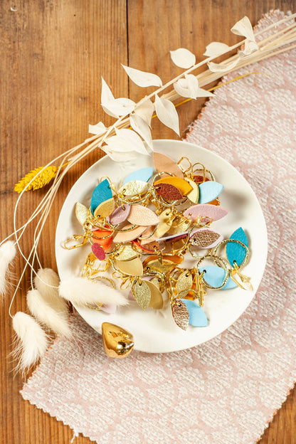 Boucles d'oreilles cuir rose et doré