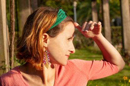 Boucles d'oreilles Danaé plumes en cuir violet peintes à la main