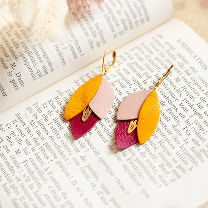 Boucles d’oreilles fleurs en cuir orange rouge et rose