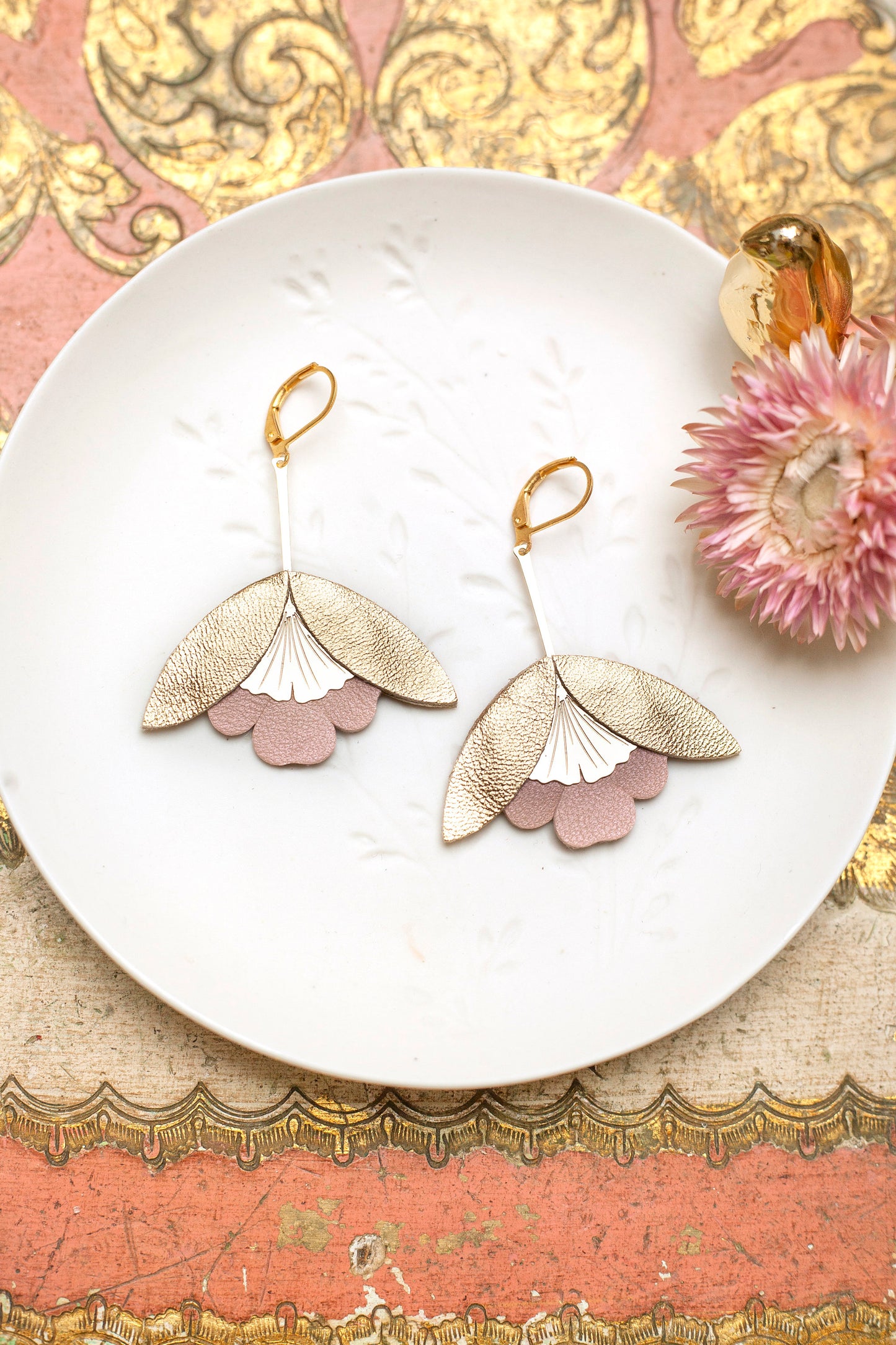 Ginkgo Flower earrings in gold and pink leather