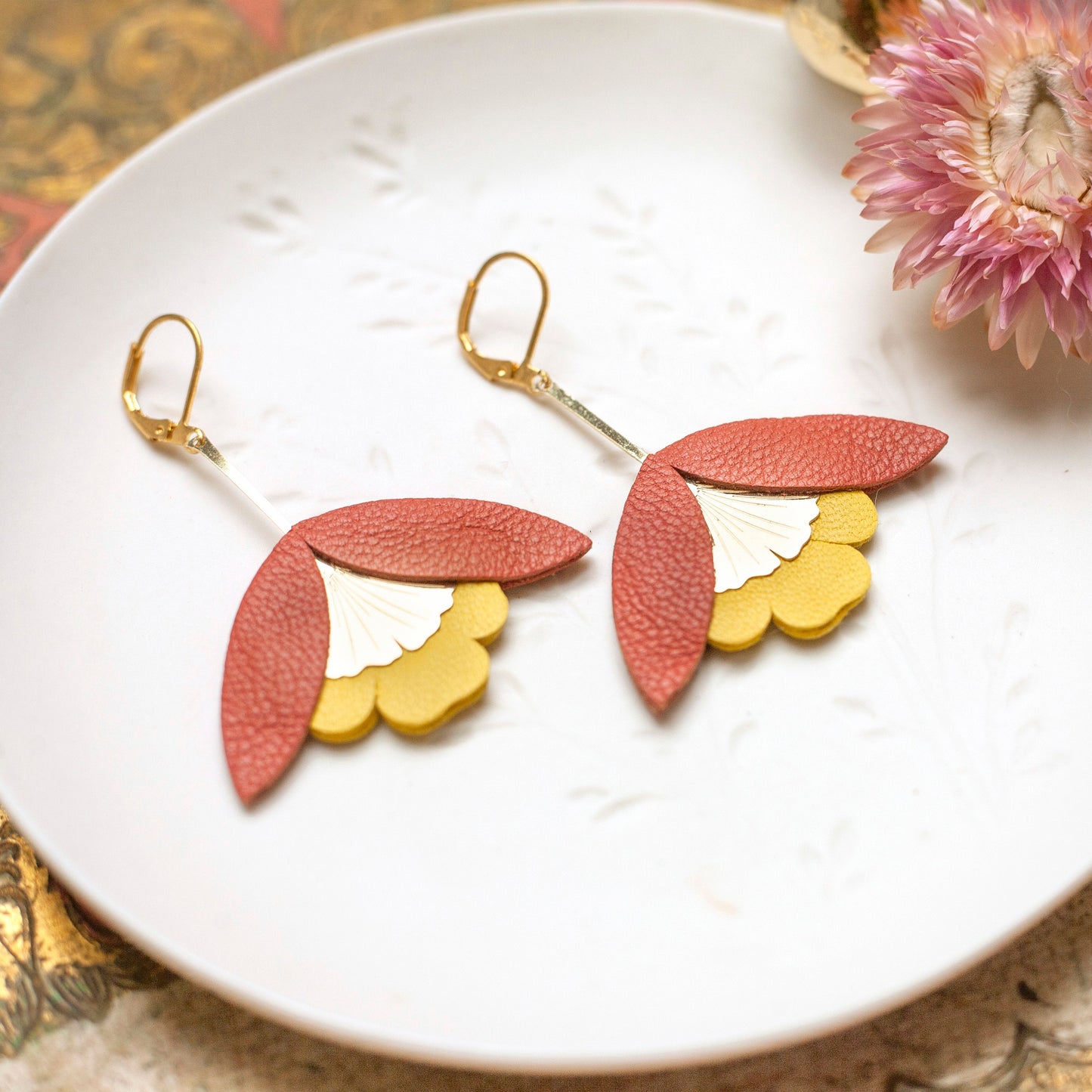 Ginkgo Flower earrings in terracotta and yellow leather
