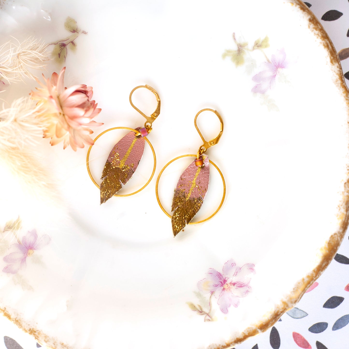 Feather hoop earrings in old pink leather