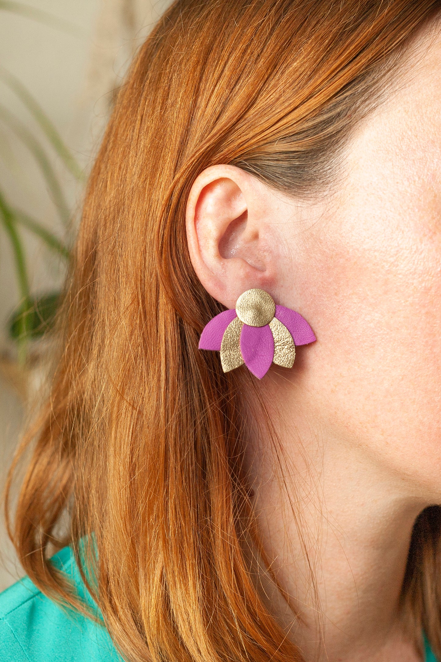 Pink and yellow gold leather flower earrings