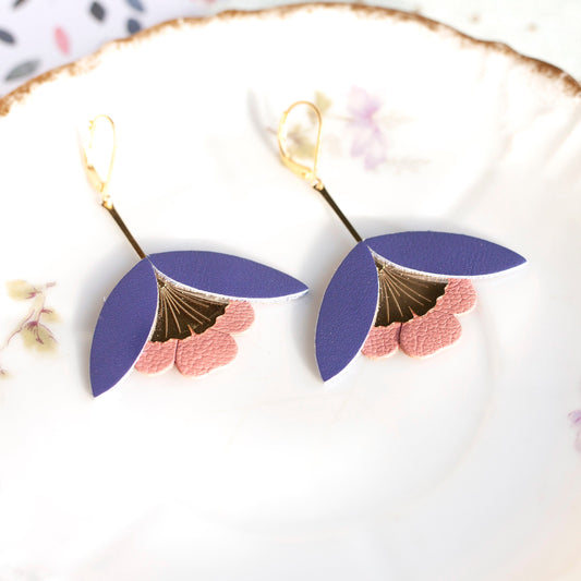Boucles d'oreilles Fleur de Ginkgo en cuir violet et rose